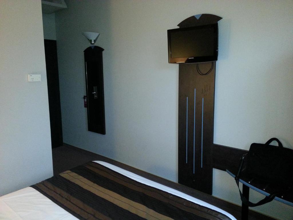 Hotel Akena City Caudry Δωμάτιο φωτογραφία