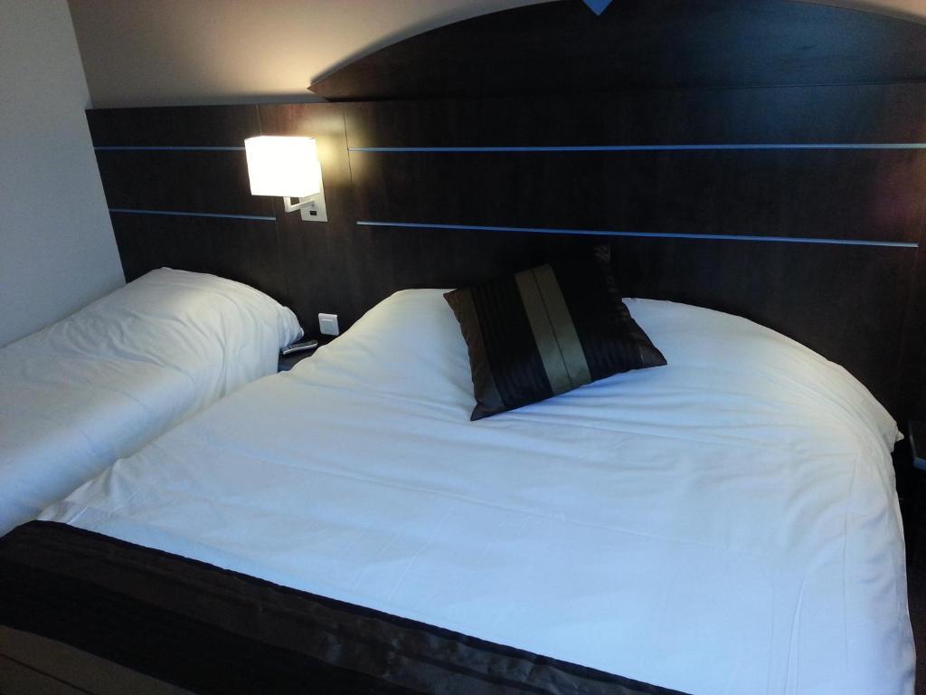 Hotel Akena City Caudry Δωμάτιο φωτογραφία